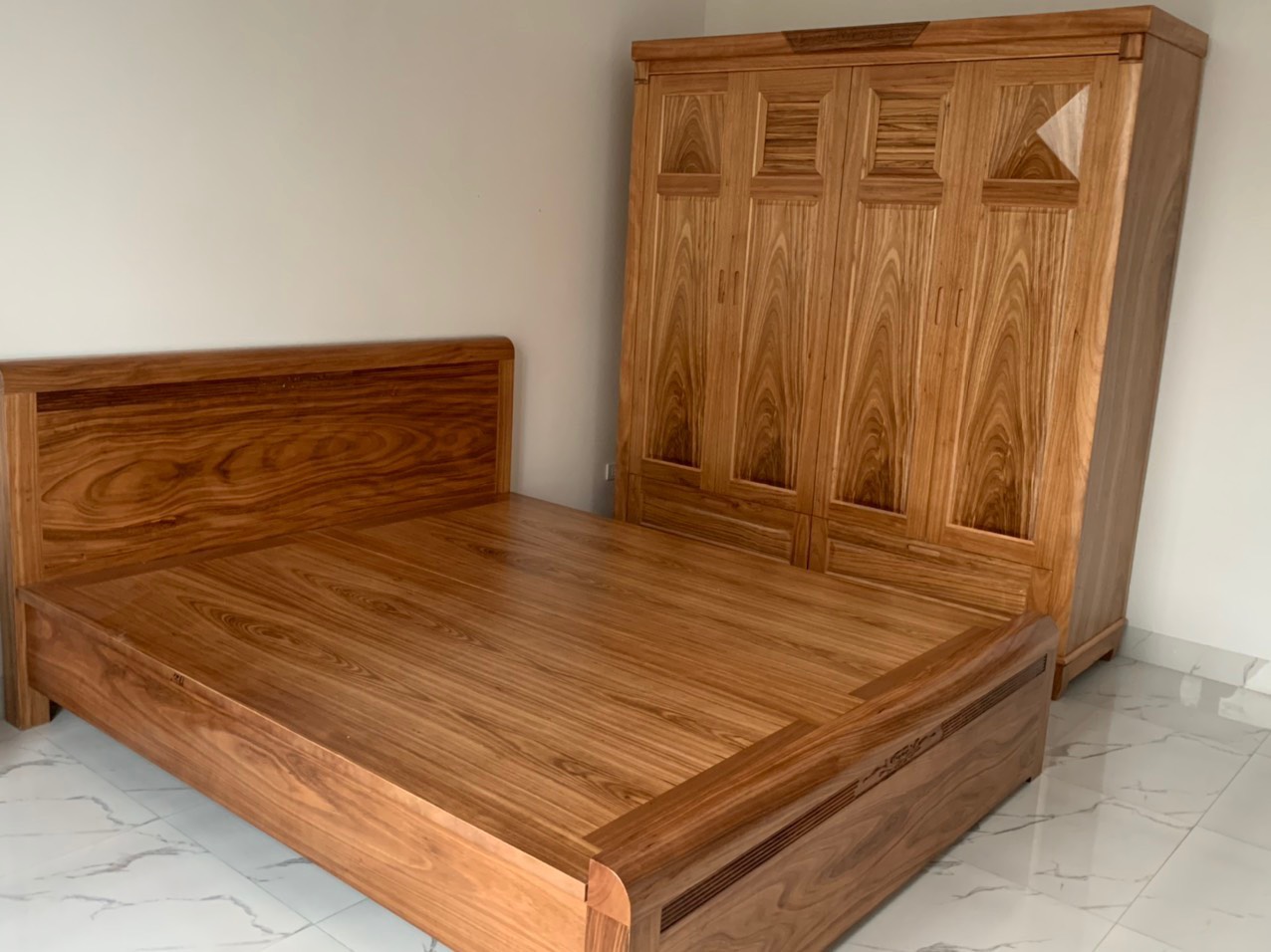 Combo giường tủ gỗ tự nhiên xoan đào